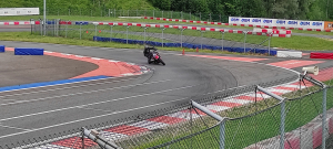 Okruhové testování Hypermotard 698 Mono